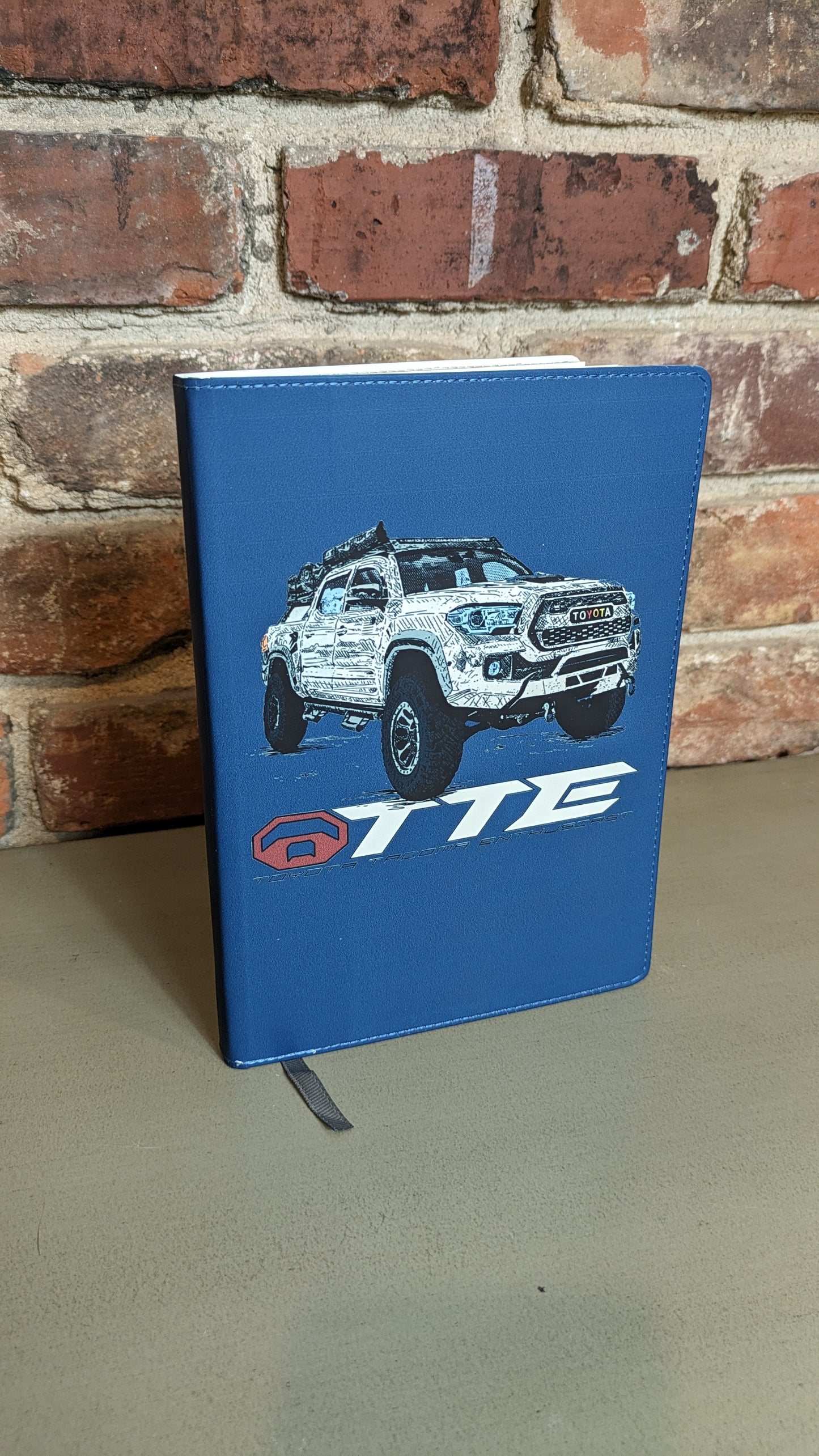 Toyota Tacoma Enthusiast / Lined Journal